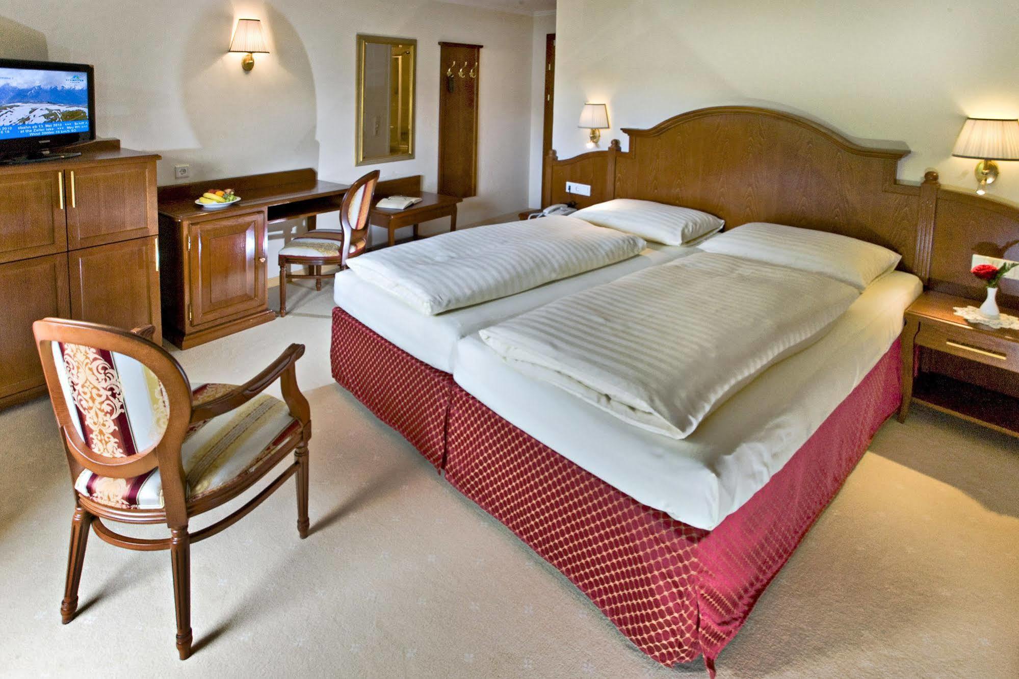 Hotel Berner Zell am See Exterior photo