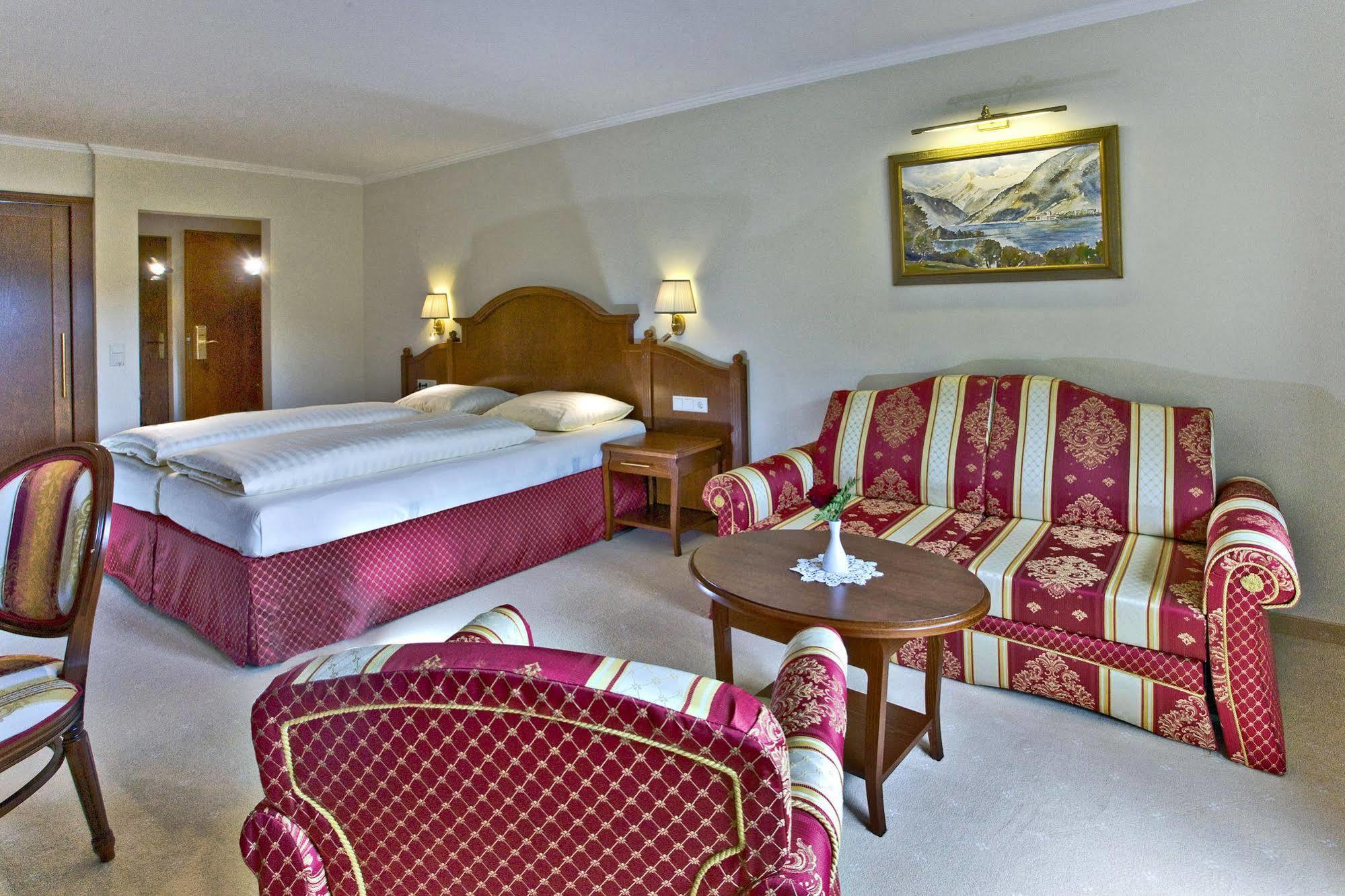 Hotel Berner Zell am See Exterior photo